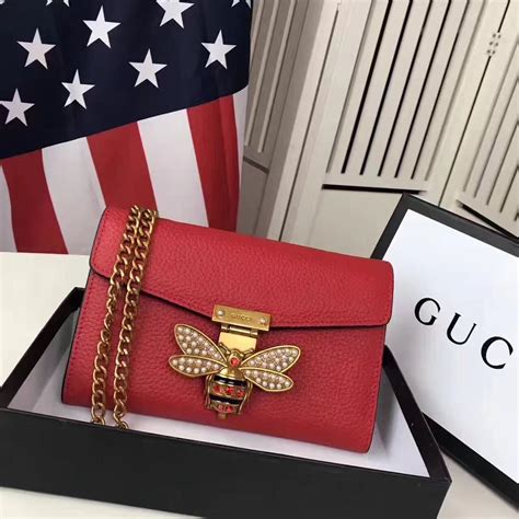 gucci chain bag bee